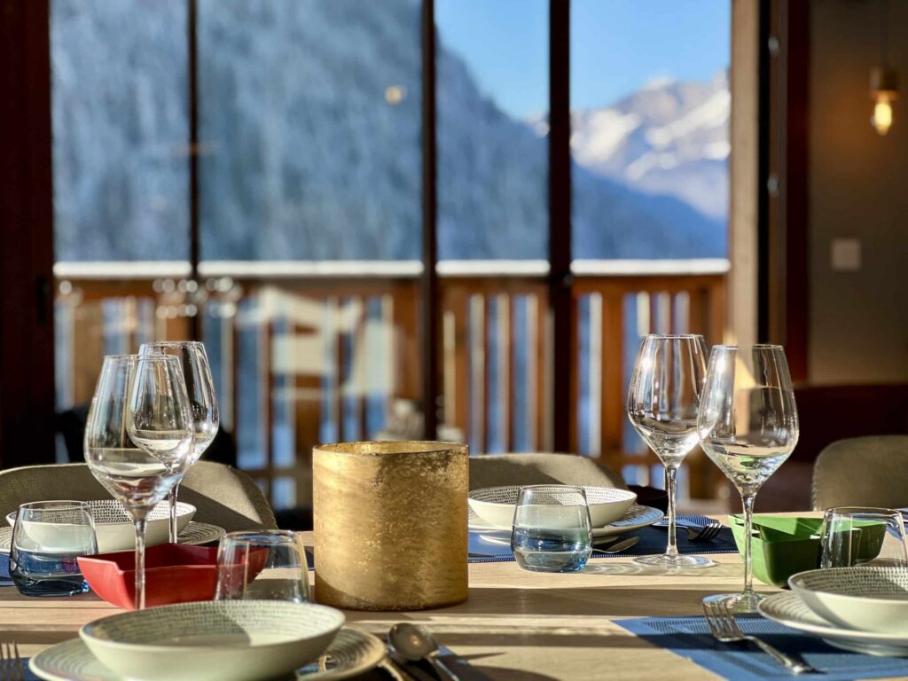 appartement luxe louer chatel montagne portes du soleil lumineux vue terrasse table appartement luxe louer chatel montagne portes du soleil lumineux vue terrasse table Châtel