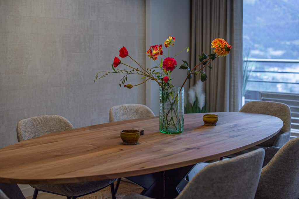 apartment for 6 people à to rent chatel theleme 102 table a manger Châtel